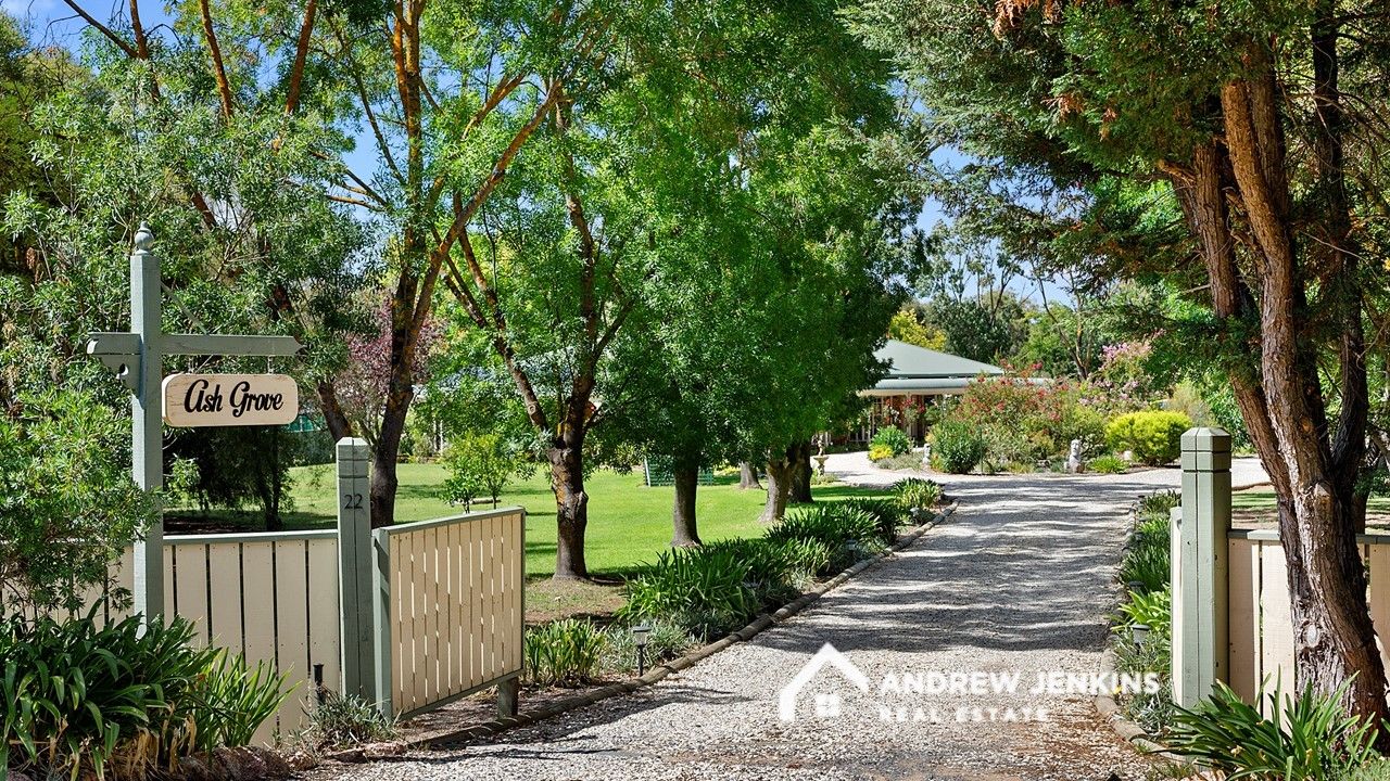 22 James Ct, Tocumwal NSW 2714, Image 0