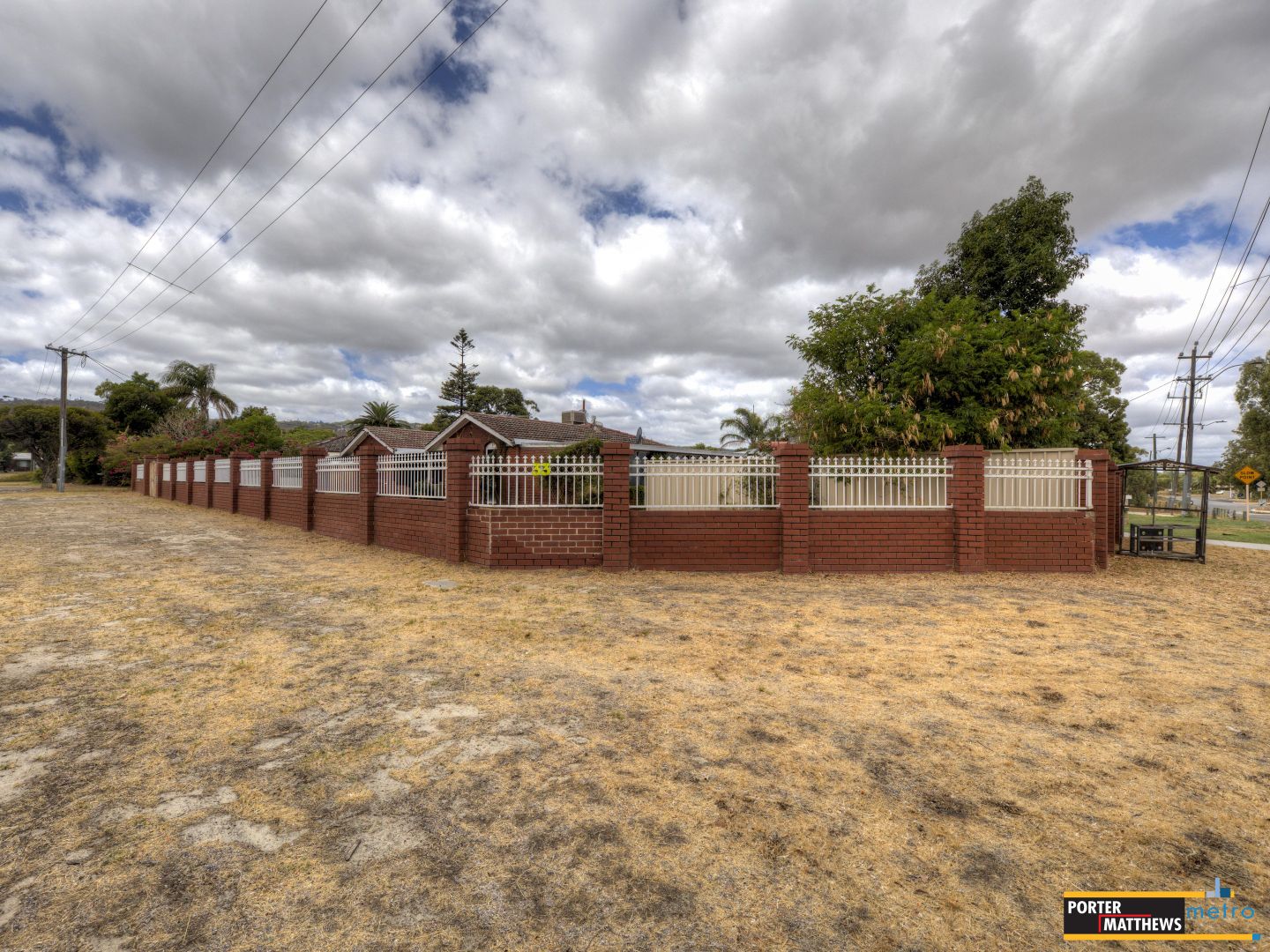 33 Cumberland Road, Forrestfield WA 6058, Image 2