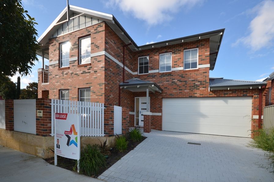 3 bedrooms Townhouse in 34A Sunbury Rd VICTORIA PARK WA, 6100