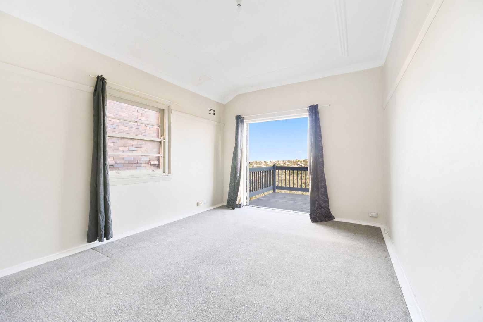 2 bedrooms Apartment / Unit / Flat in 4/54 Mons Avenue MAROUBRA NSW, 2035