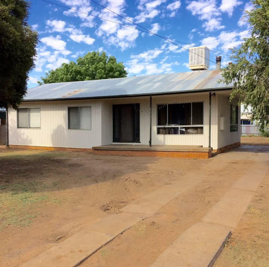 Primary image of 3 Thornton avenue, Warren NSW 2824