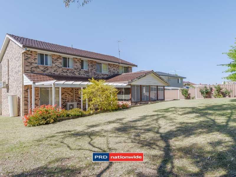 8 Neerim Street, HILLVUE NSW 2340, Image 2