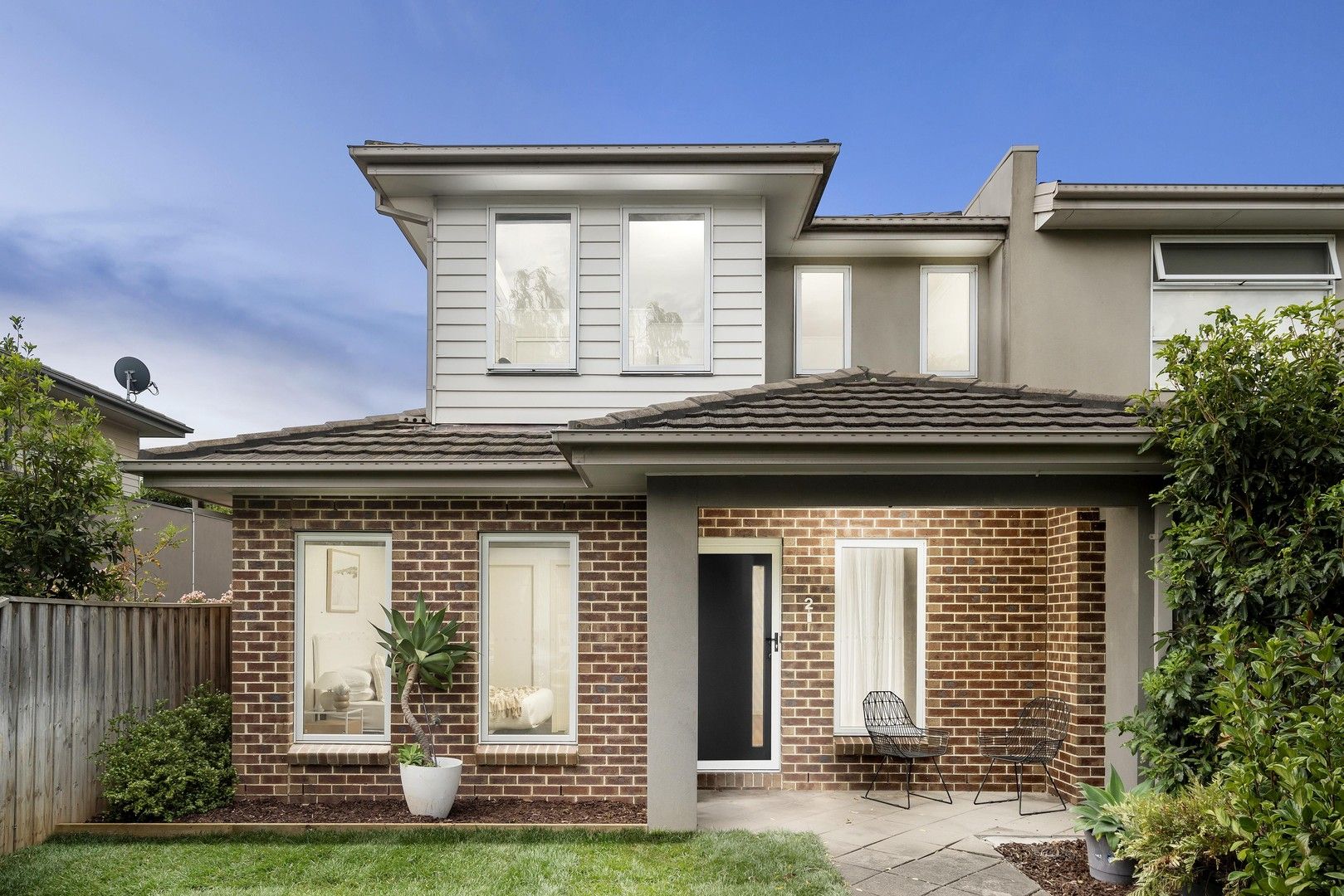 3 bedrooms Townhouse in 2/176 Woods Street NEWPORT VIC, 3015