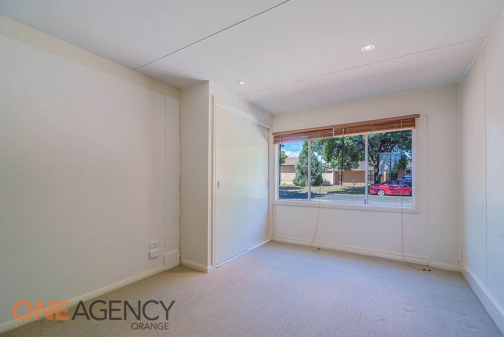 9 Markham Avenue, Orange NSW 2800, Image 2