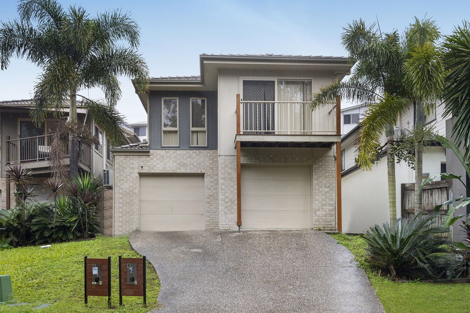 5 bedrooms House in 9 Creekside Court EVERTON HILLS QLD, 4053