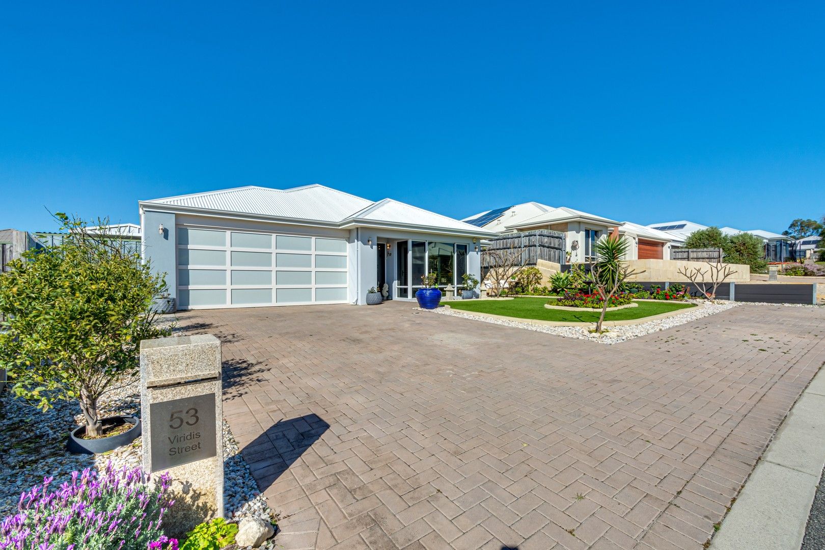 4 bedrooms House in 53 Viridis Street YANCHEP WA, 6035