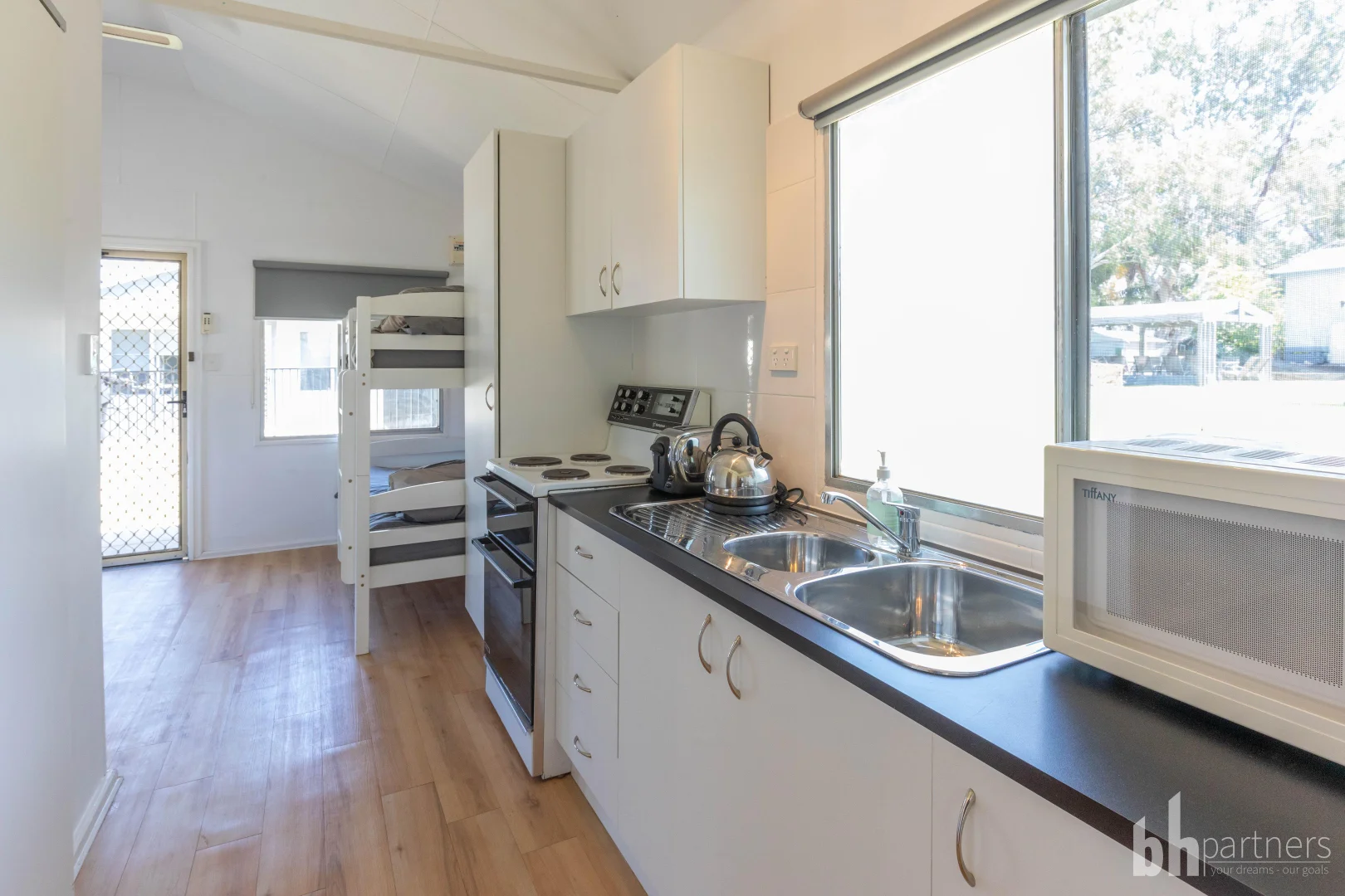 Additional image 6 of House 4 Mannum Holiday Village, Cowirra SA 5238