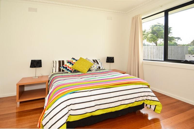 31 Seabeach Parade, NORTH SHORE VIC 3214, Image 1