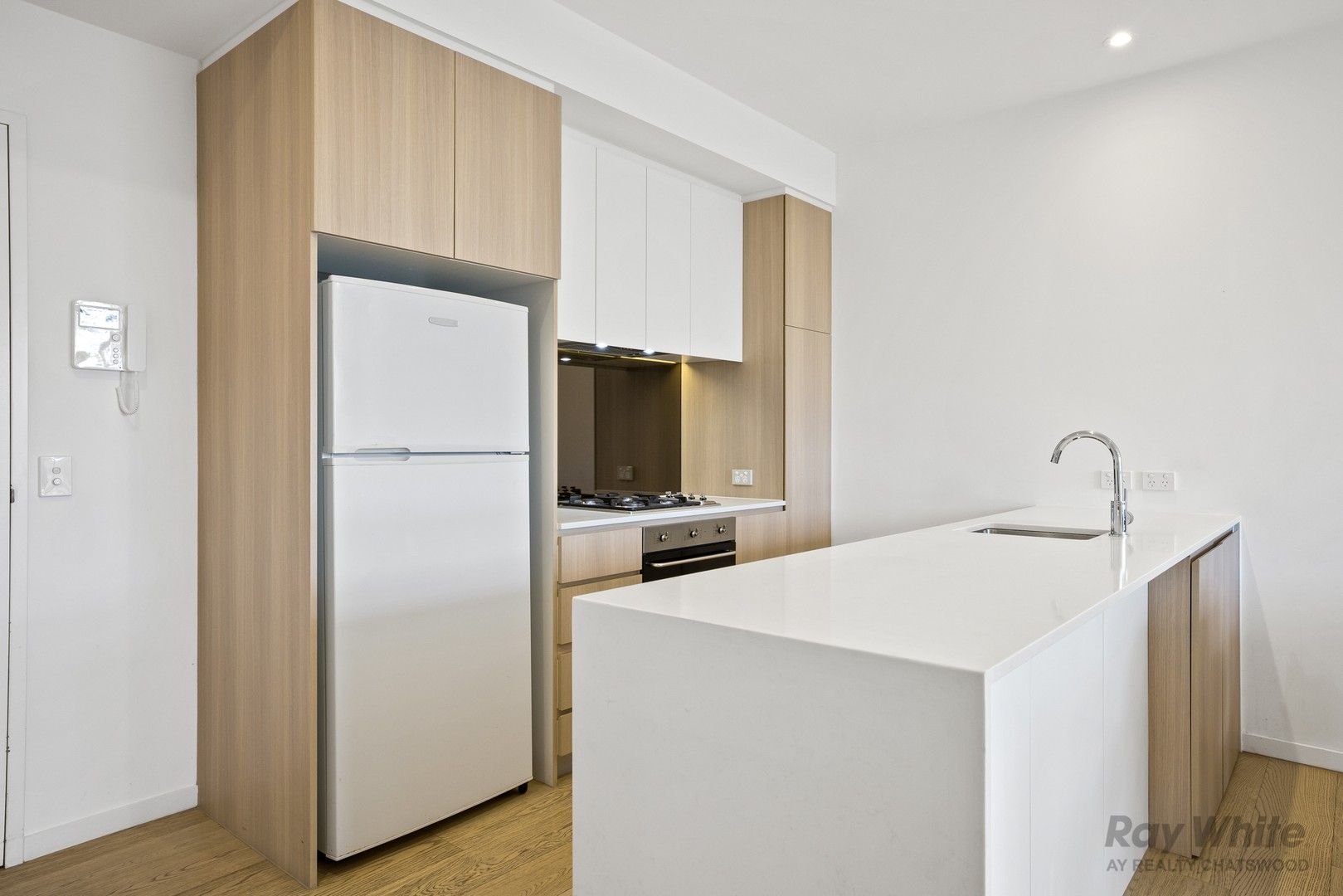 1 bedrooms Apartment / Unit / Flat in 517/28-30 Anderson Street CHATSWOOD NSW, 2067