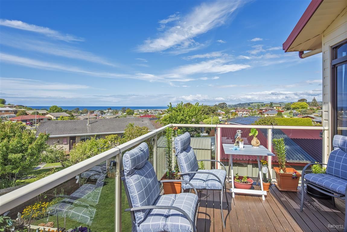 14 Jowett Street, West Ulverstone TAS 7315, Image 2