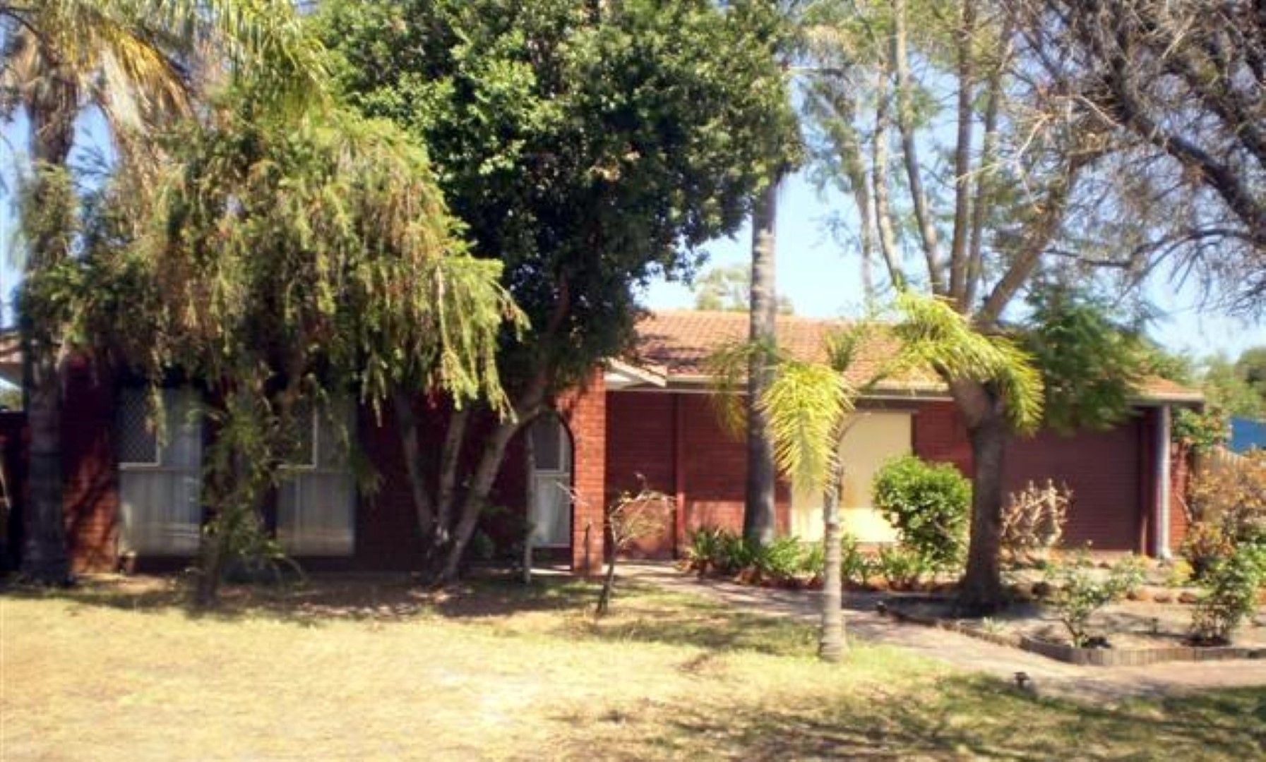 3 bedrooms House in 5 Prendiville Way LANGFORD WA, 6147