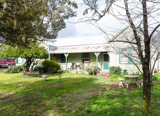 58-60 Jugiong Street, Boorowa NSW 2586