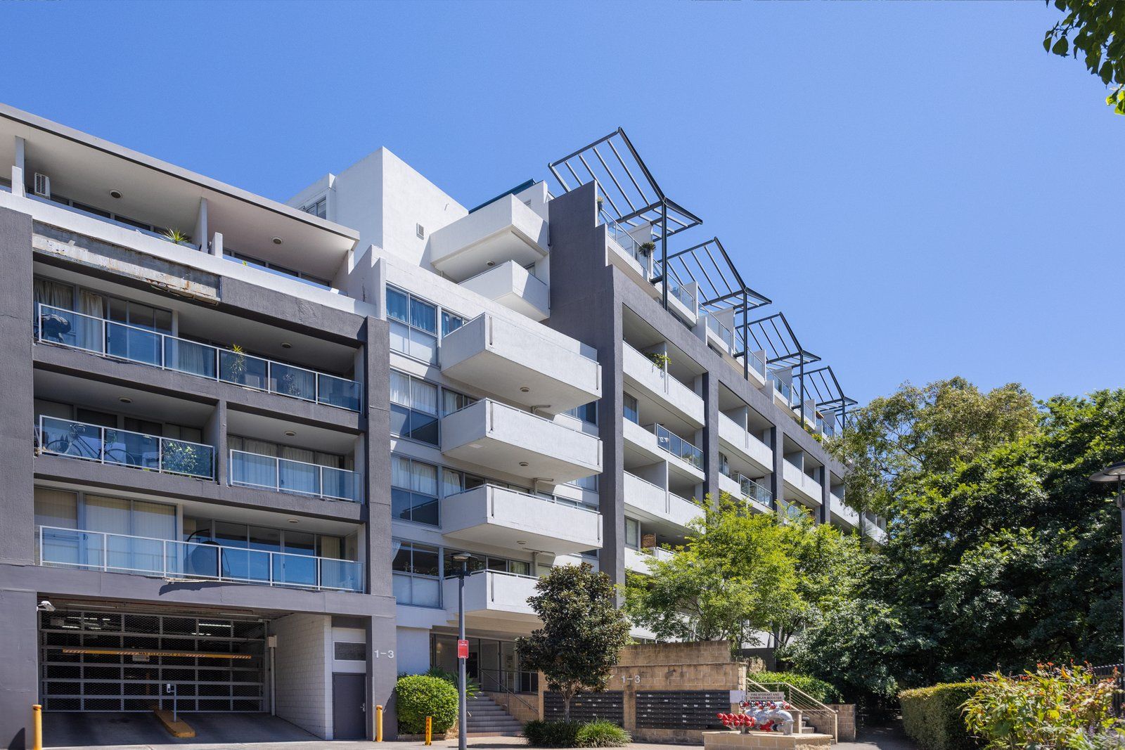 2 bedrooms House in 202/1-3 Larkin Street CAMPERDOWN NSW, 2050