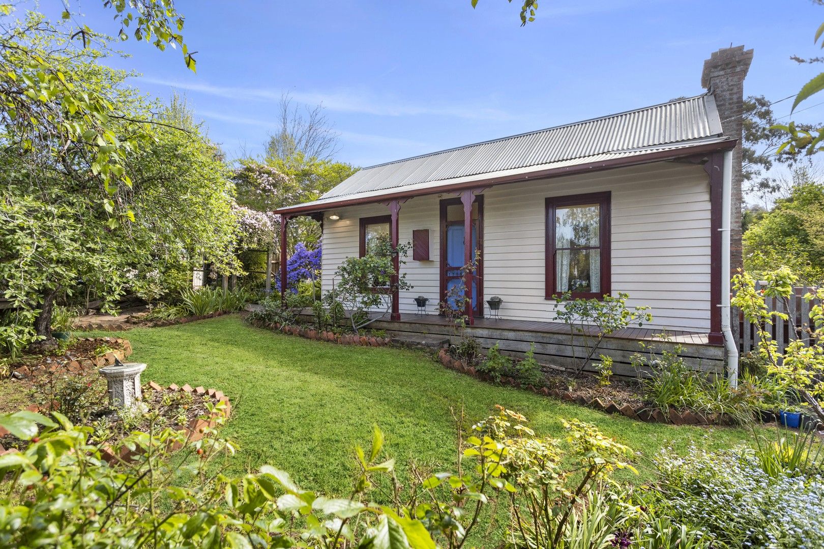 4 bedrooms House in 12 Smith Street DAYLESFORD VIC, 3460