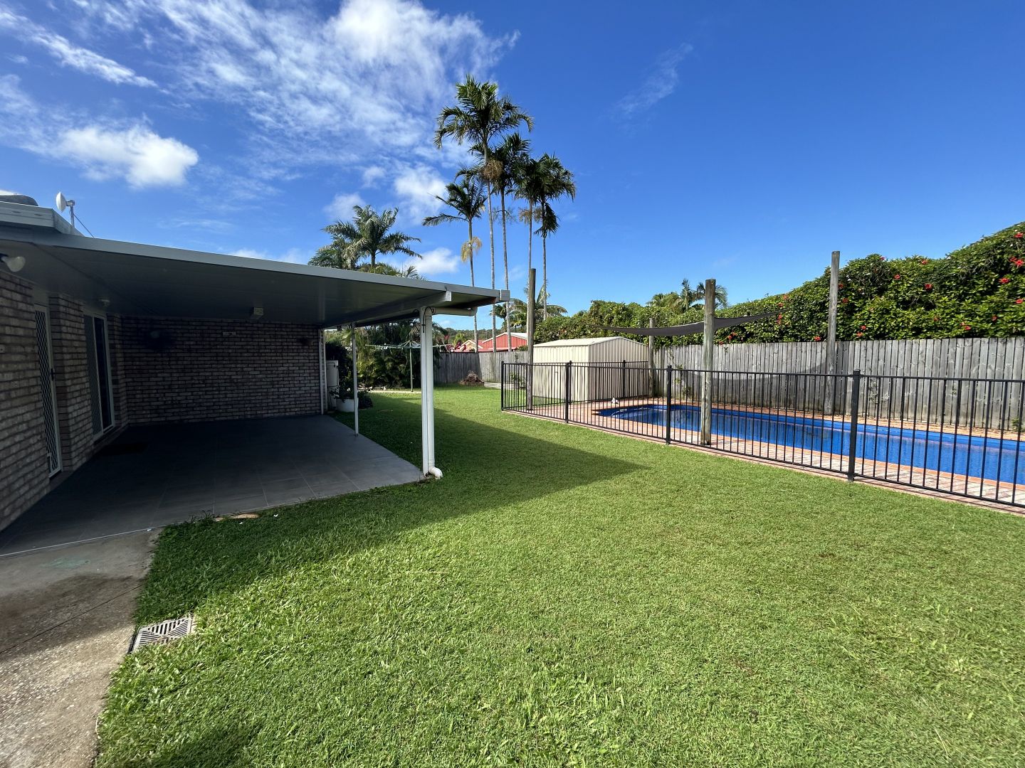 17 Lorne Court, Beaconsfield QLD 4740, Image 2
