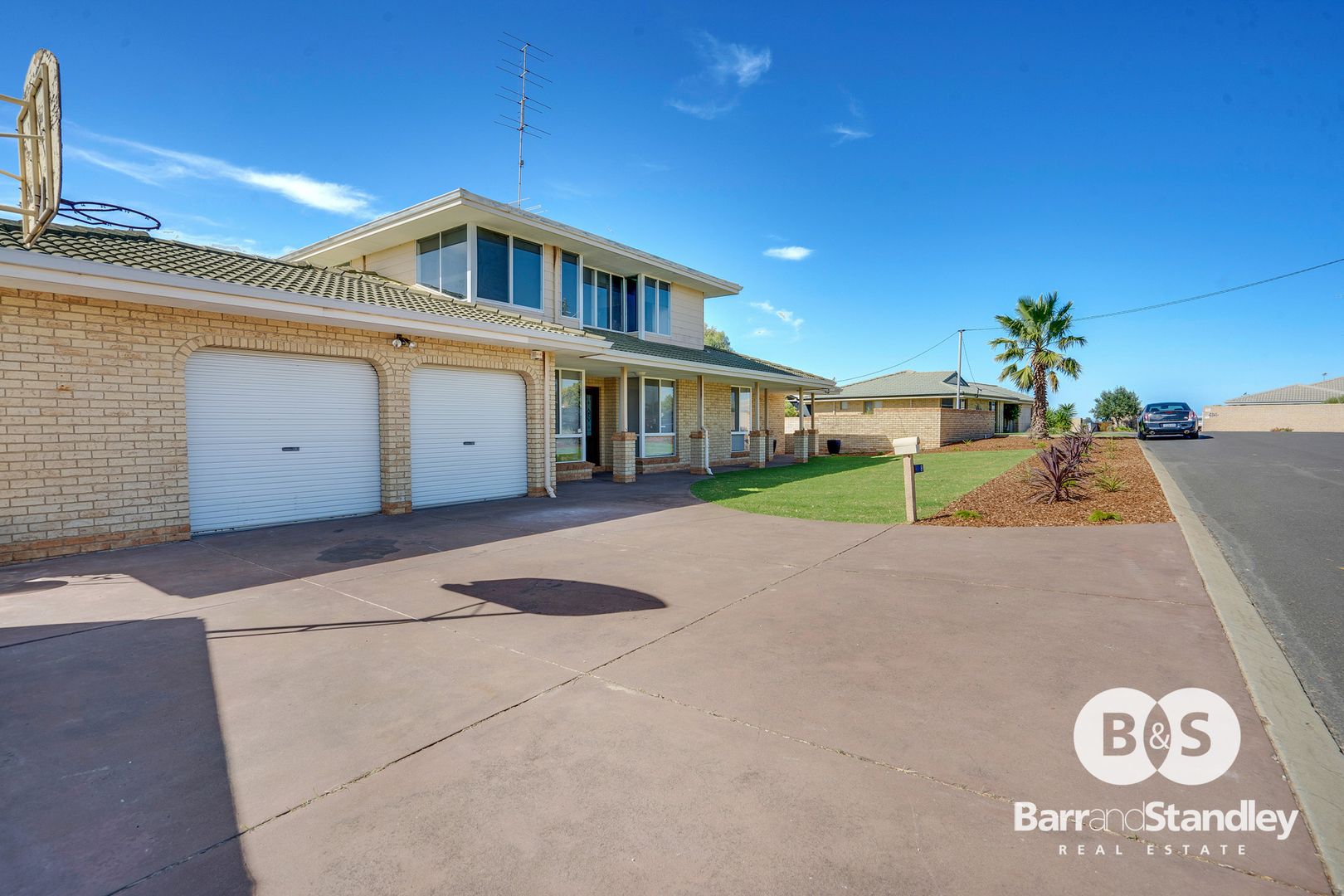 8 Merilup Heights, Withers WA 6230, Image 1