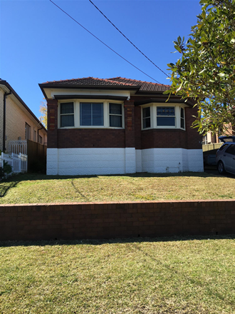 17 Nockolds Avenue, Punchbowl NSW 2196