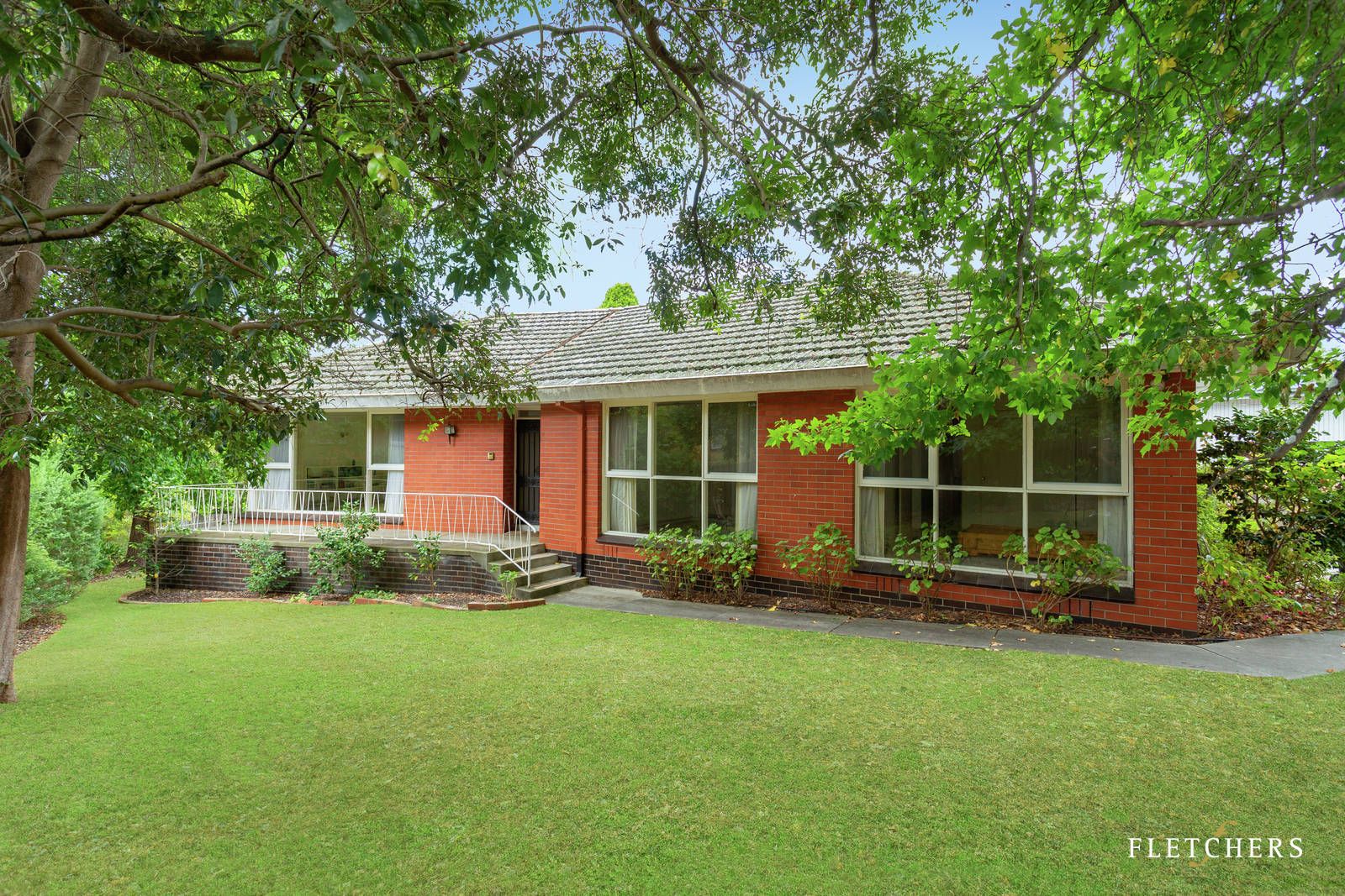 122 Bellevue Avenue, Rosanna VIC 3084, Image 1