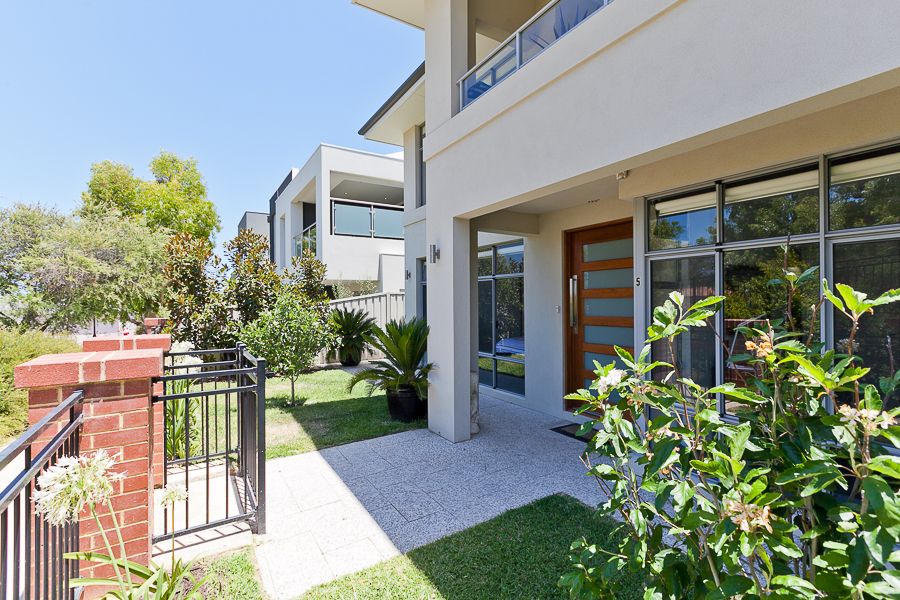 5 Dorset Cove, Mount Claremont WA 6010, Image 1