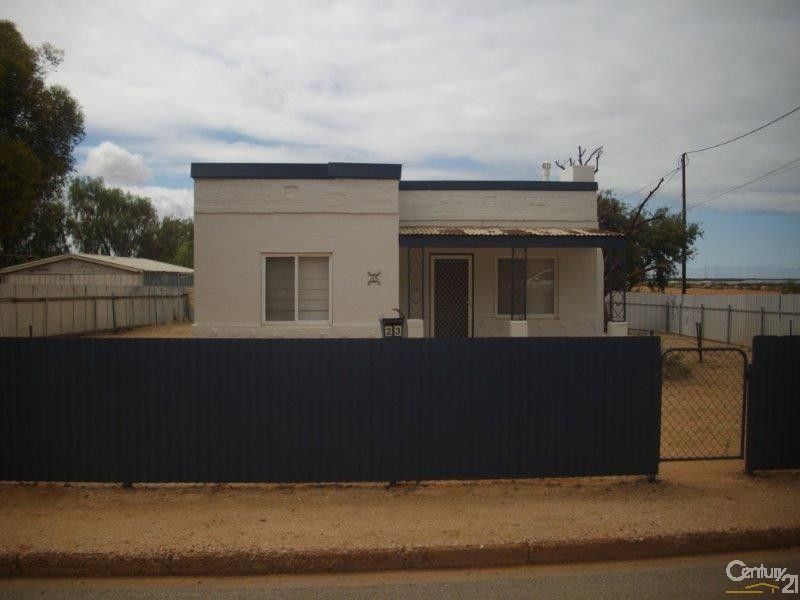 2 bedrooms House in 23 Caroona Road PORT AUGUSTA WEST SA, 5700