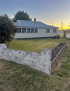 3 bedrooms House in 8 Matthew Street STANTHORPE QLD, 4380