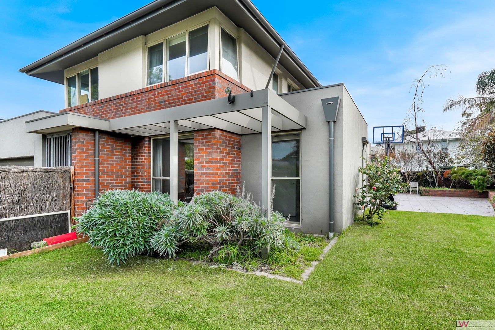 4 bedrooms House in 6 Tramway Parade BEAUMARIS VIC, 3193
