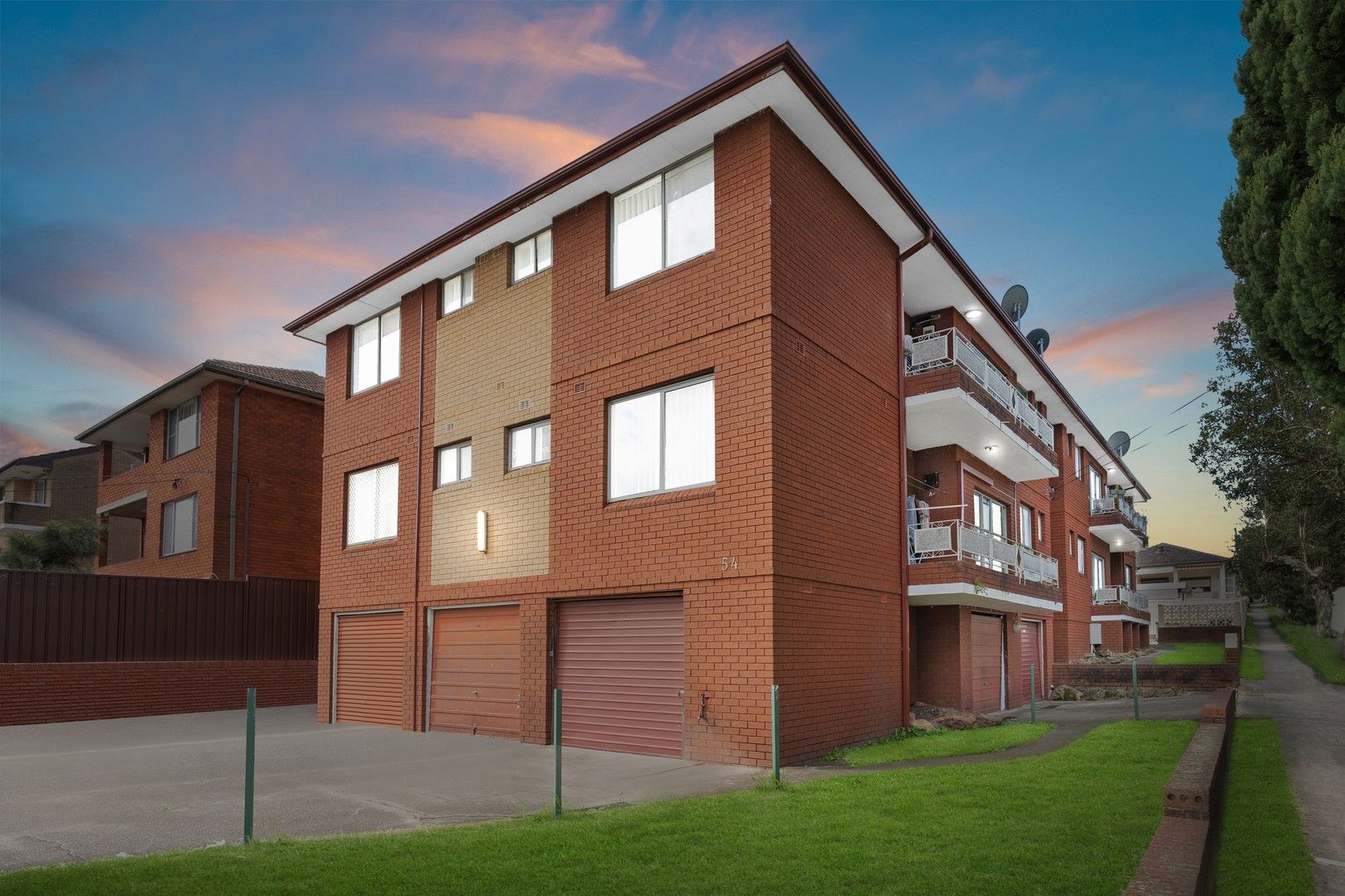 2 bedrooms Apartment / Unit / Flat in 7/54 Arthur Street PUNCHBOWL NSW, 2196