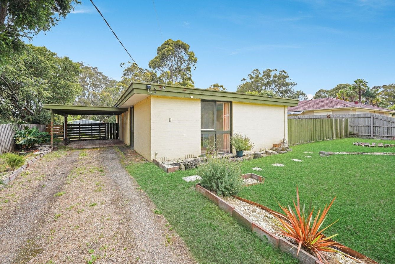 3 bedrooms House in 11 Fountain Drive NARRE WARREN VIC, 3805