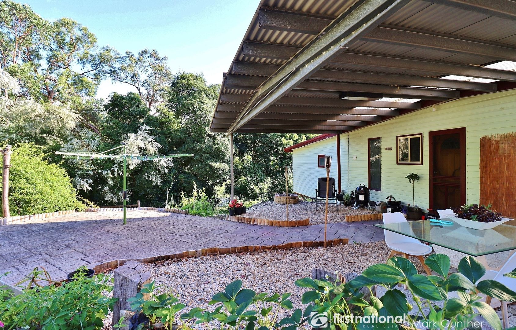 8 Road, Healesville Property History & Address Research Domain