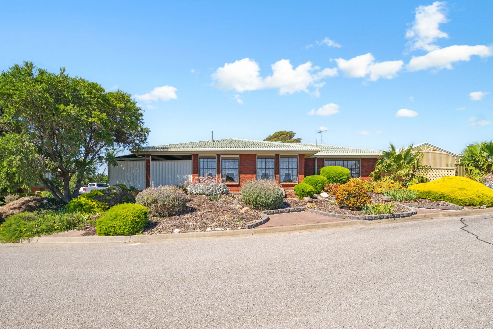 37 Huntingdale Road, Noarlunga Down Property History & Address Research Domain