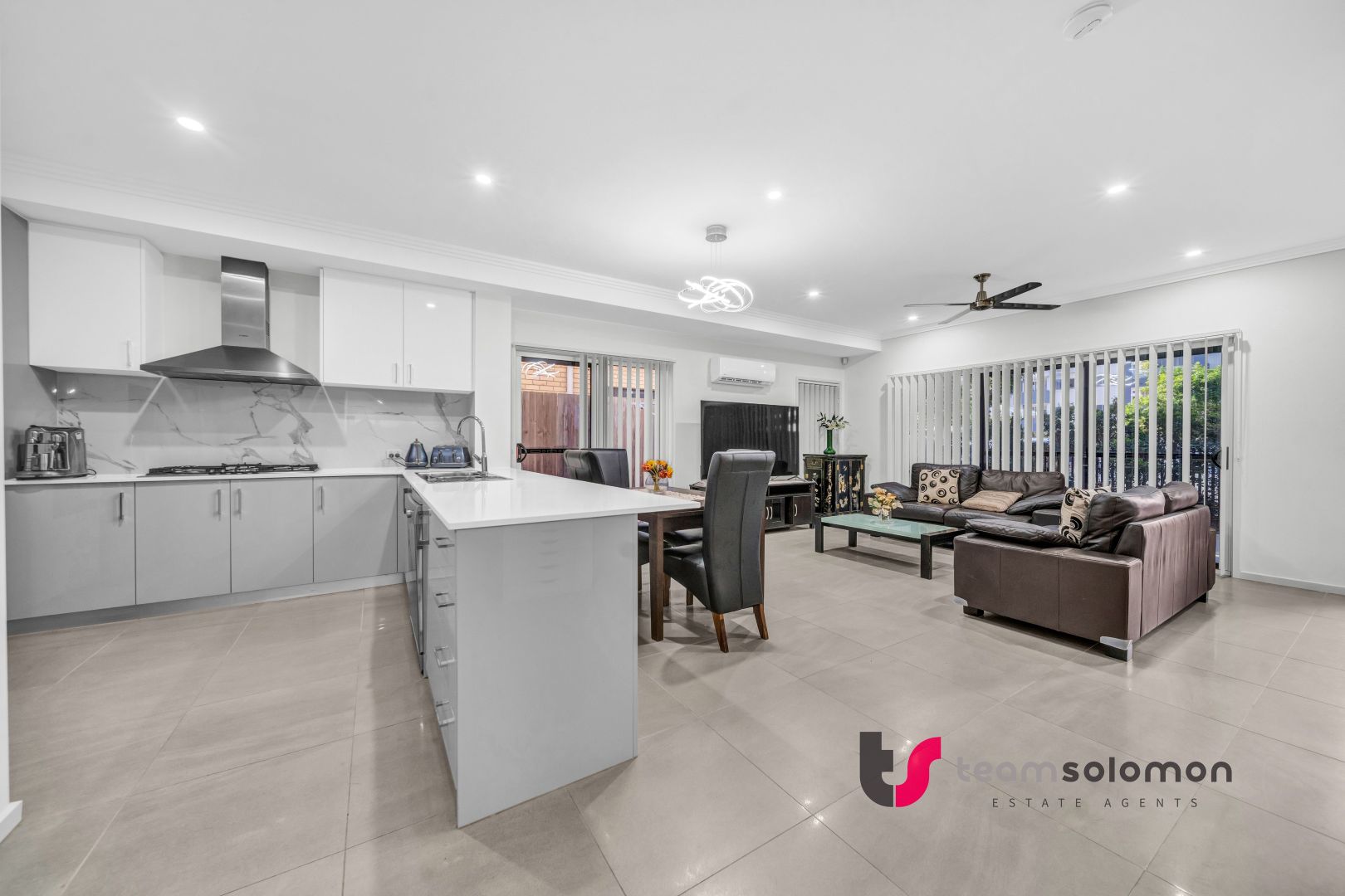 2/155 Middle Street, Cleveland QLD 4163, Image 1