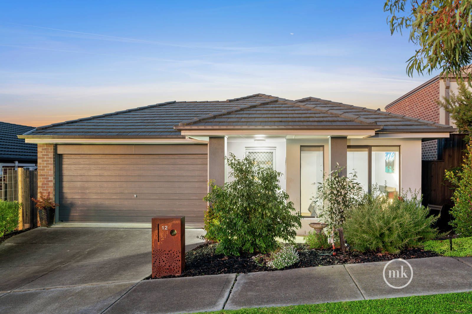 4 bedrooms House in 12 Outback Drive DOREEN VIC, 3754