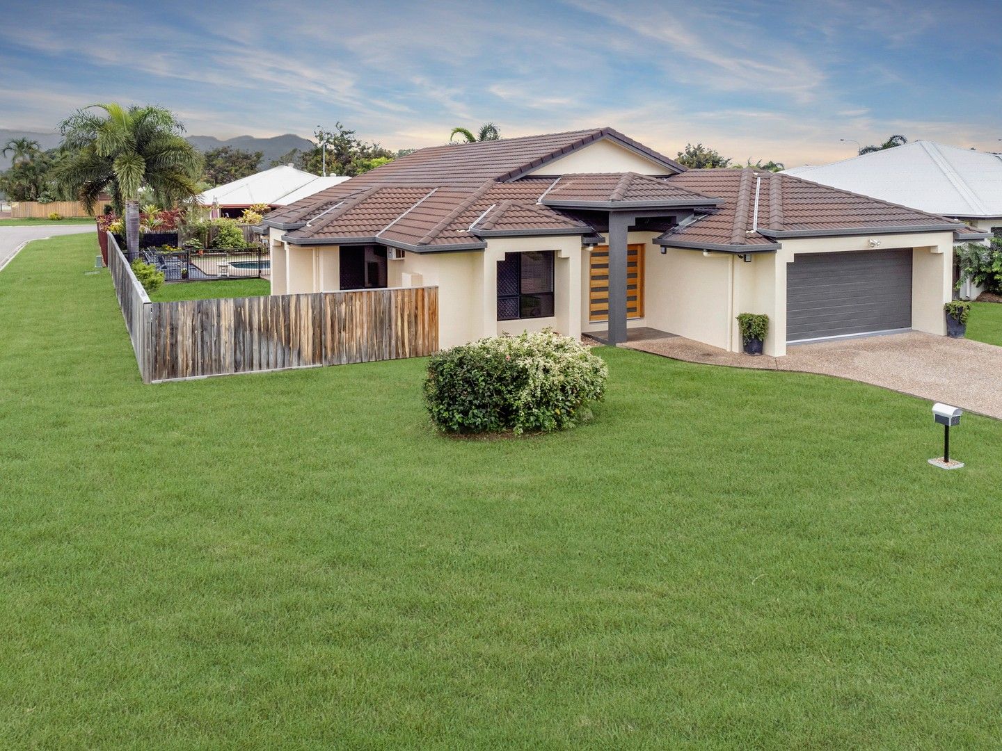 4 bedrooms House in 4 Montebello Circle KIRWAN QLD, 4817