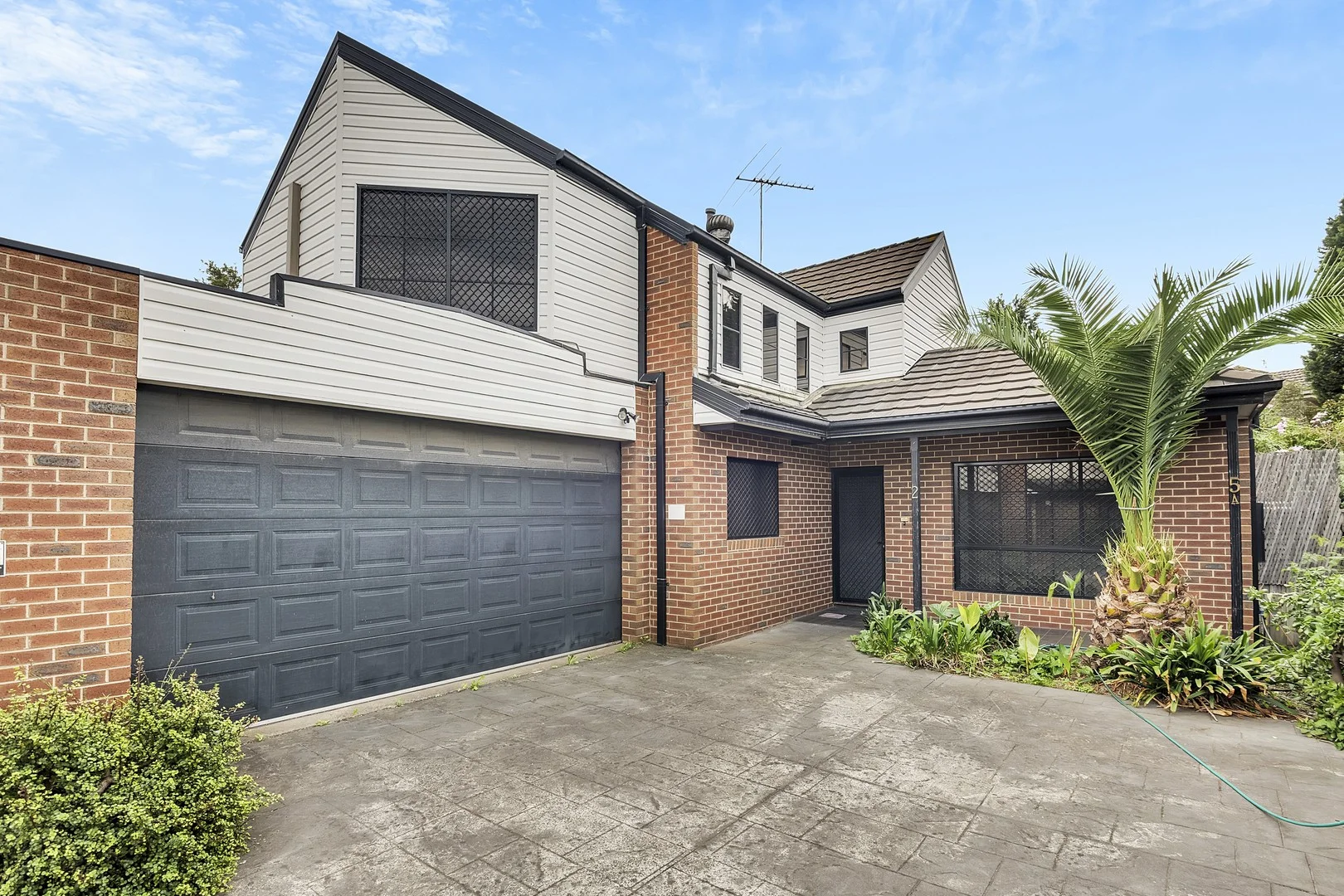 2/5 Fitzgibbon Avenue, Brunswick West VIC 3055