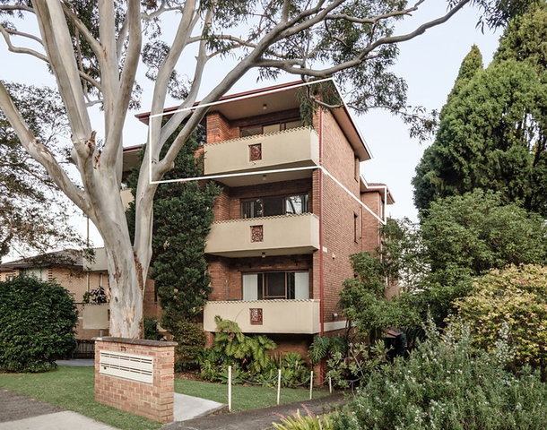 8/376 Railway Parade, Carlton NSW 2218