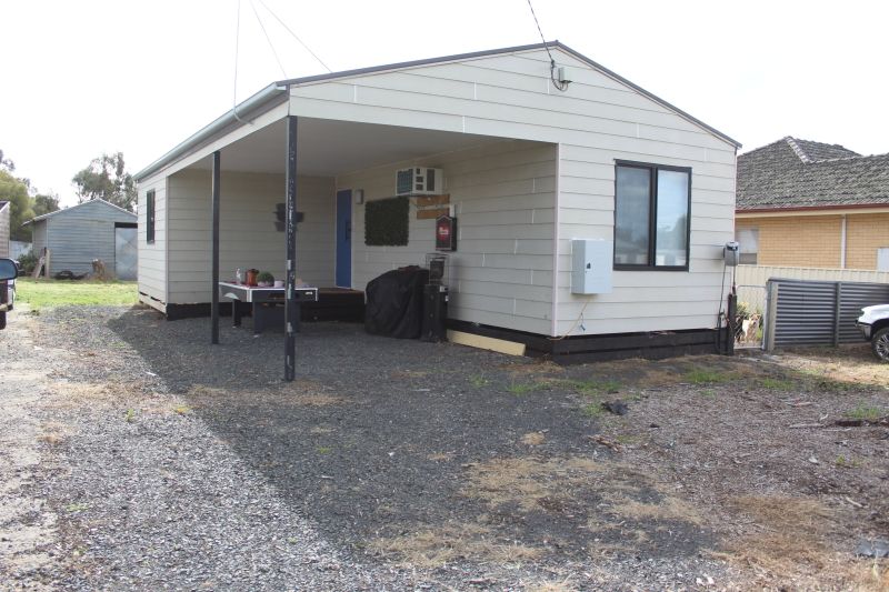 6 Woodward Street, Nhill VIC 3418 Apartment For Rent Domain