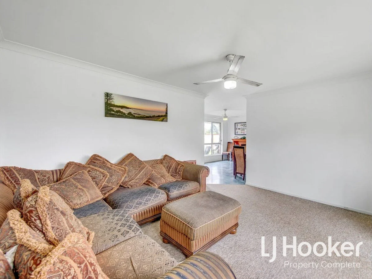 7 Gleditsia Close, Regents Park QLD 4118