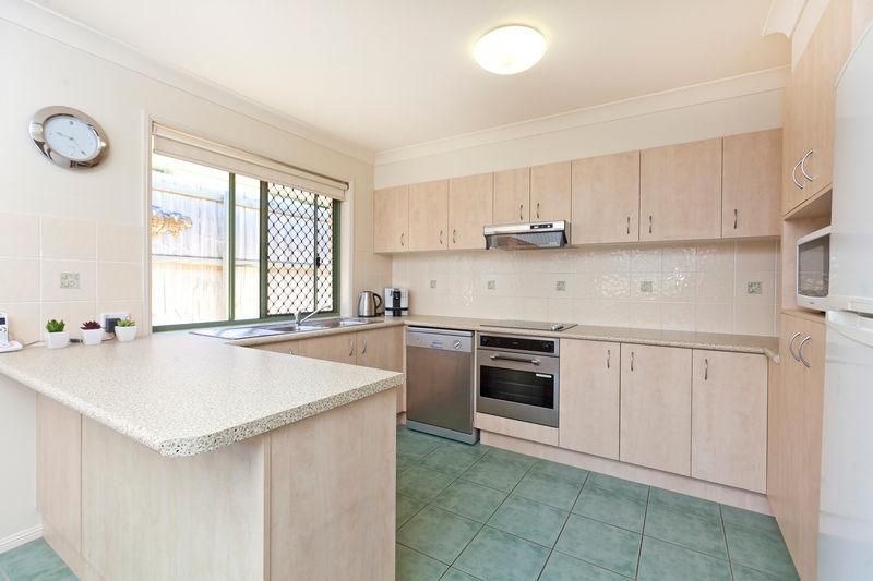 9 / 81 NETWORK DR, WYNNUM WEST QLD 4178, Image 2