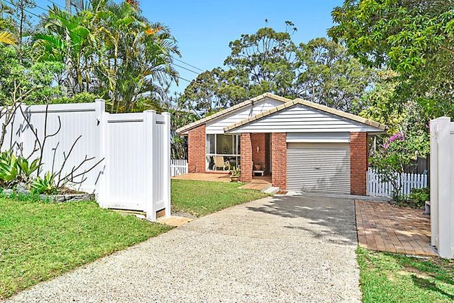 Picture of 16 Golden Crescent, SOUTHPORT QLD 4215