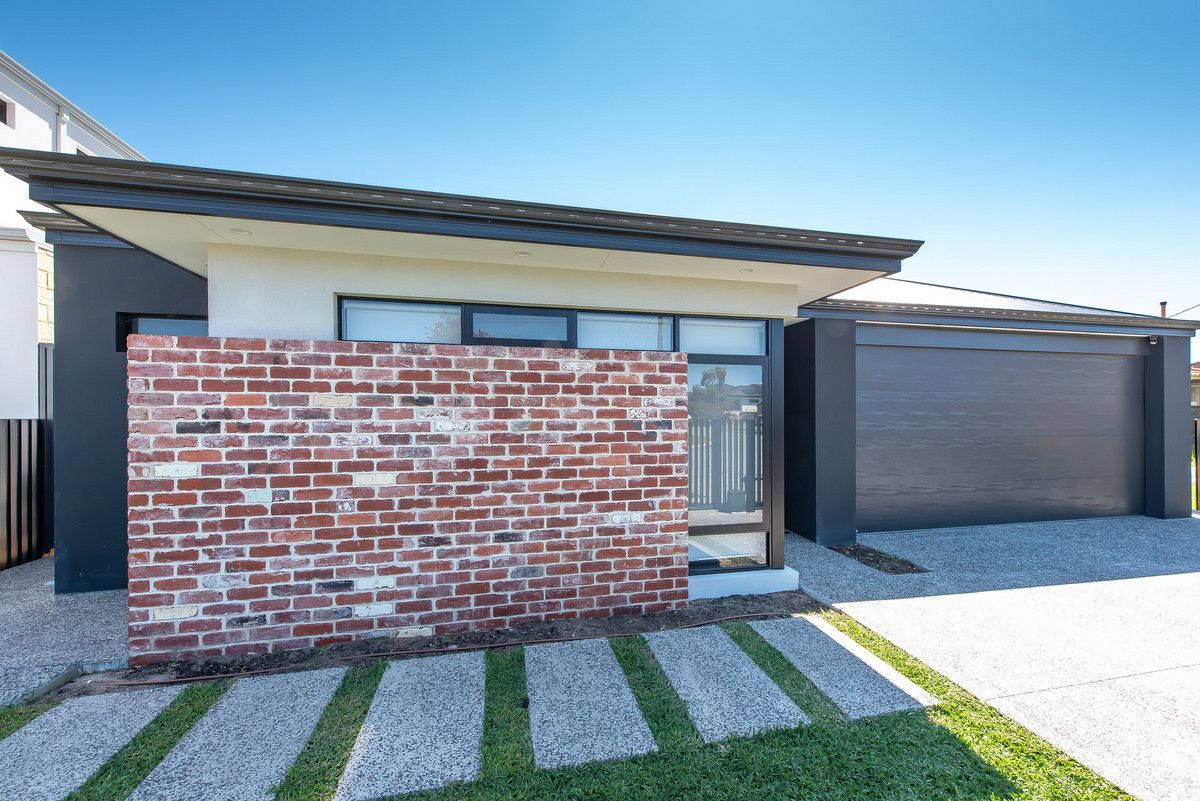 4 bedrooms House in 454 Elderberry Drive & Annabelle Way BALDIVIS WA, 6171