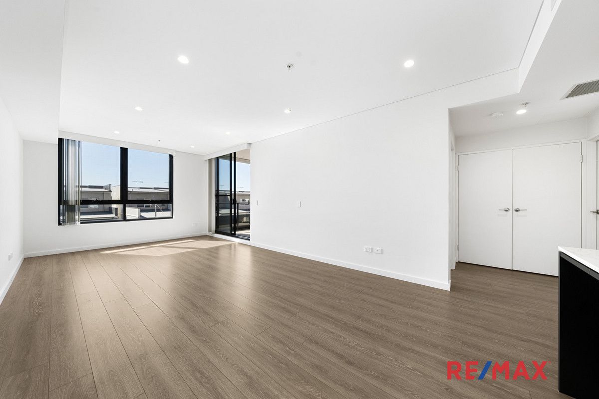 1 bedrooms Apartment / Unit / Flat in 211/26B Lord Sheffield Circuit PENRITH NSW, 2750