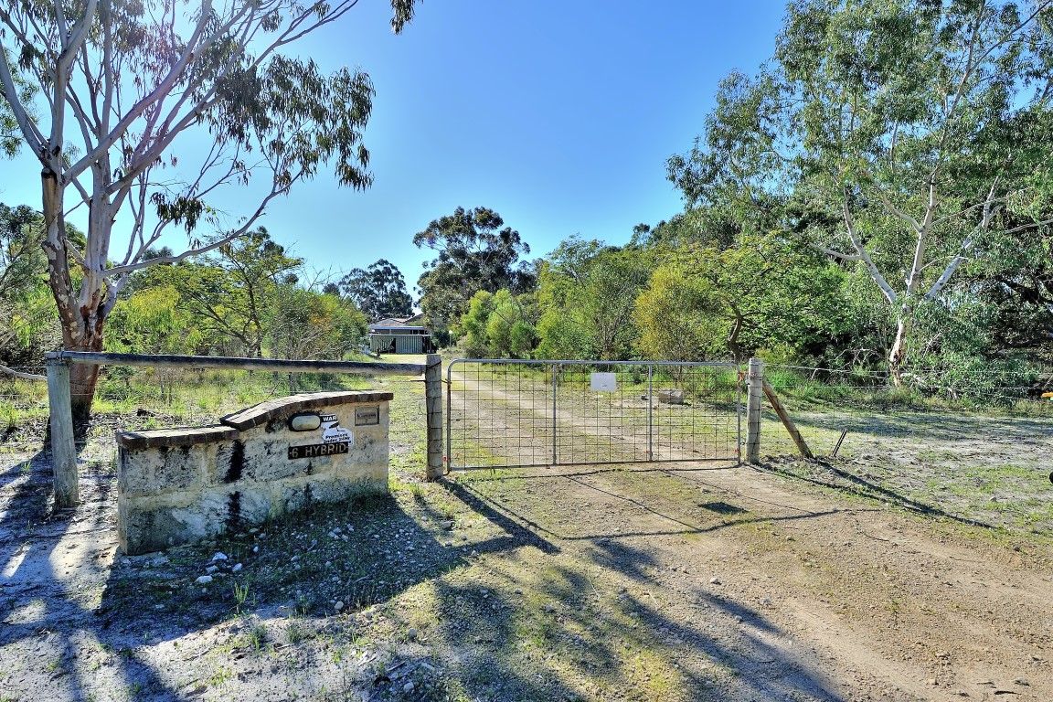 6 Hybrid Court, Treeby WA 6164, Image 0