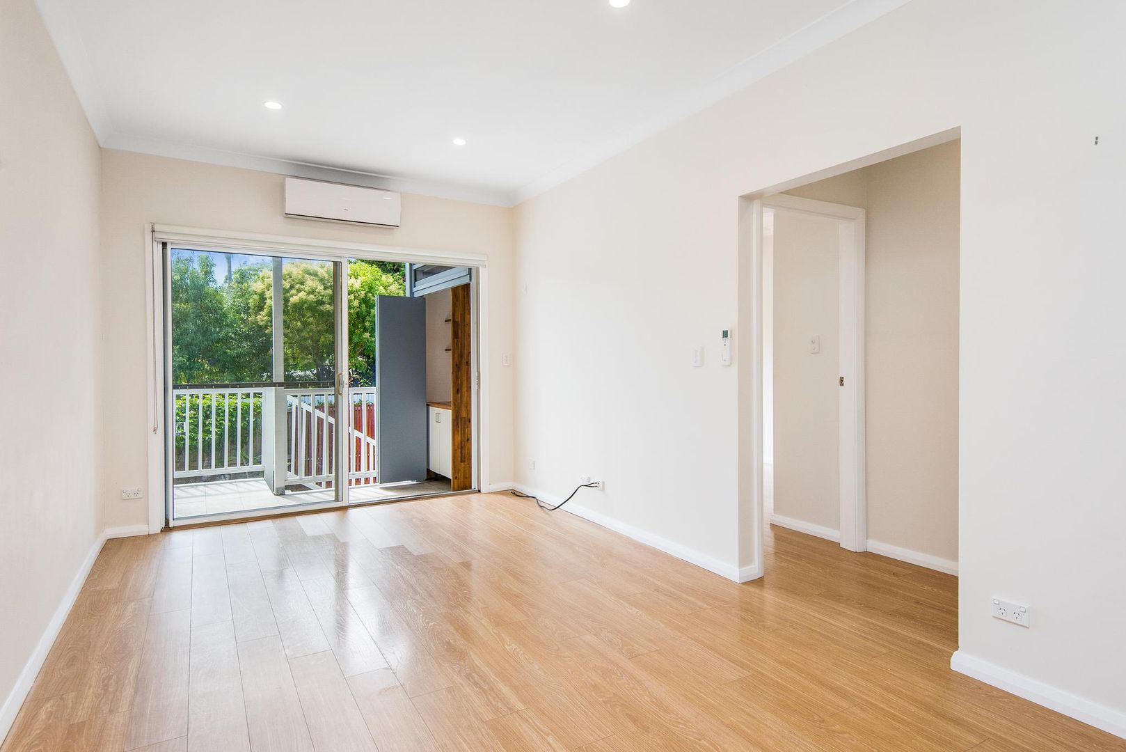 28A Samuel Street, Mona Vale NSW 2103, Image 2