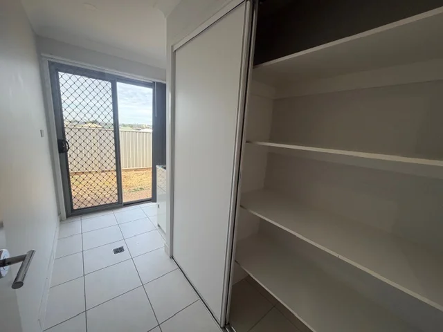 Additional image 4 of 9 CURLEW CRESCENT, Oxley Vale NSW 2340