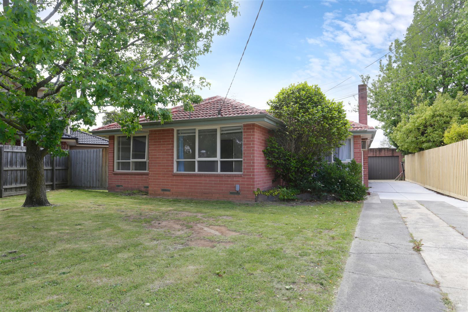 4 Sutton Court, Glen Waverley Property History & Address Research