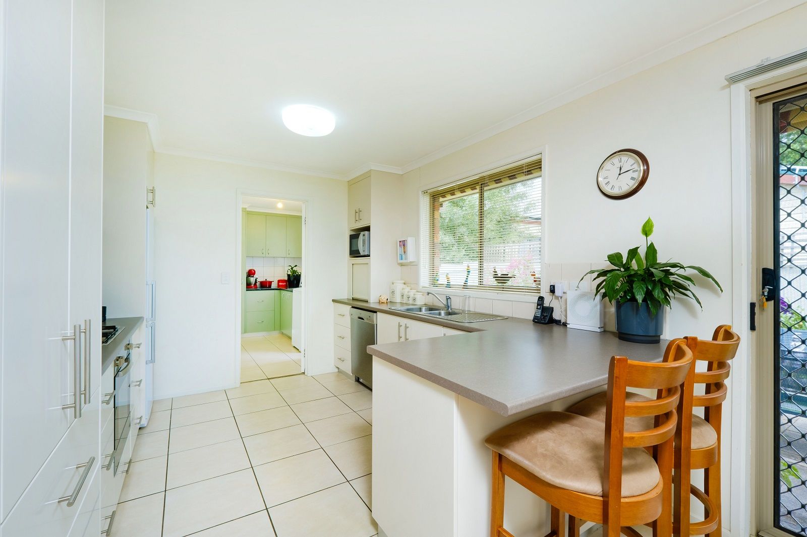 4/5 La Fontaine Avenue, Lavington NSW 2641, Image 1