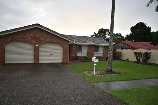 3 bedrooms House in 38 Shylock Crescent SUNNYBANK HILLS QLD, 4109