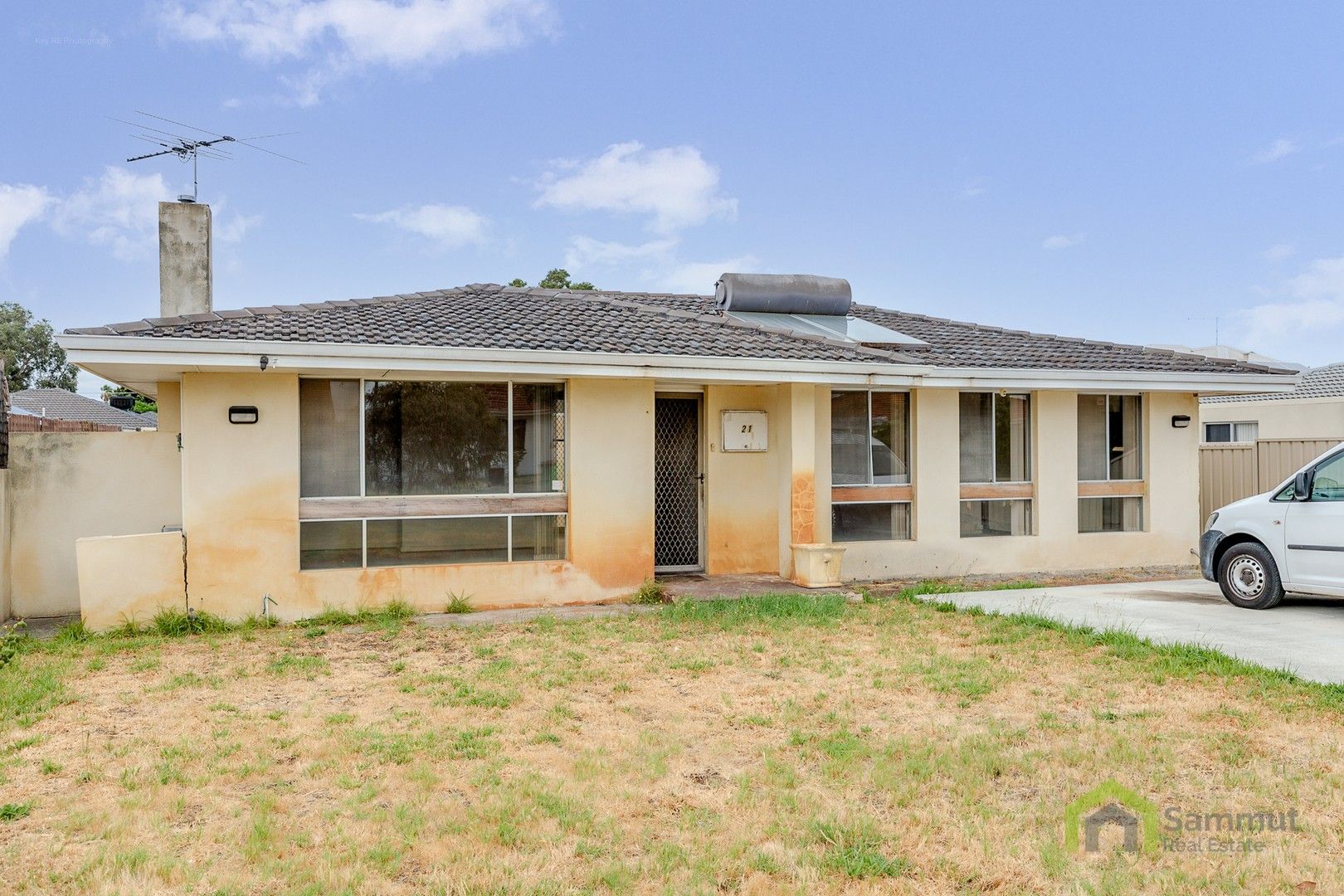 3 bedrooms House in 21 Hamersley Avenue MORLEY WA, 6062