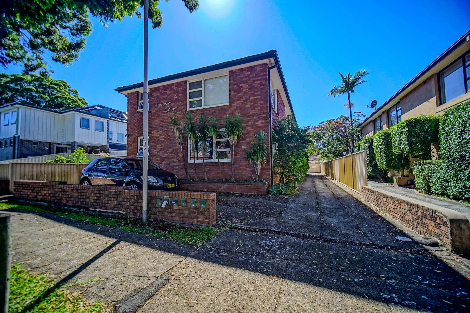 2/6 Derwent Street, South Hurstville NSW 2221