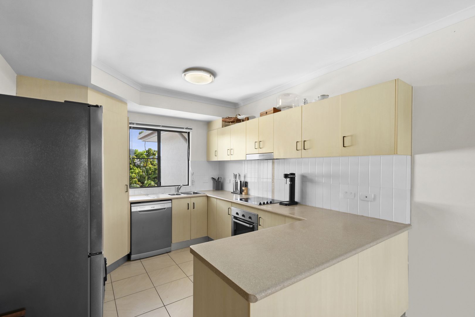 14/423-427 Draper Street, Parramatta Park QLD 4870, Image 1